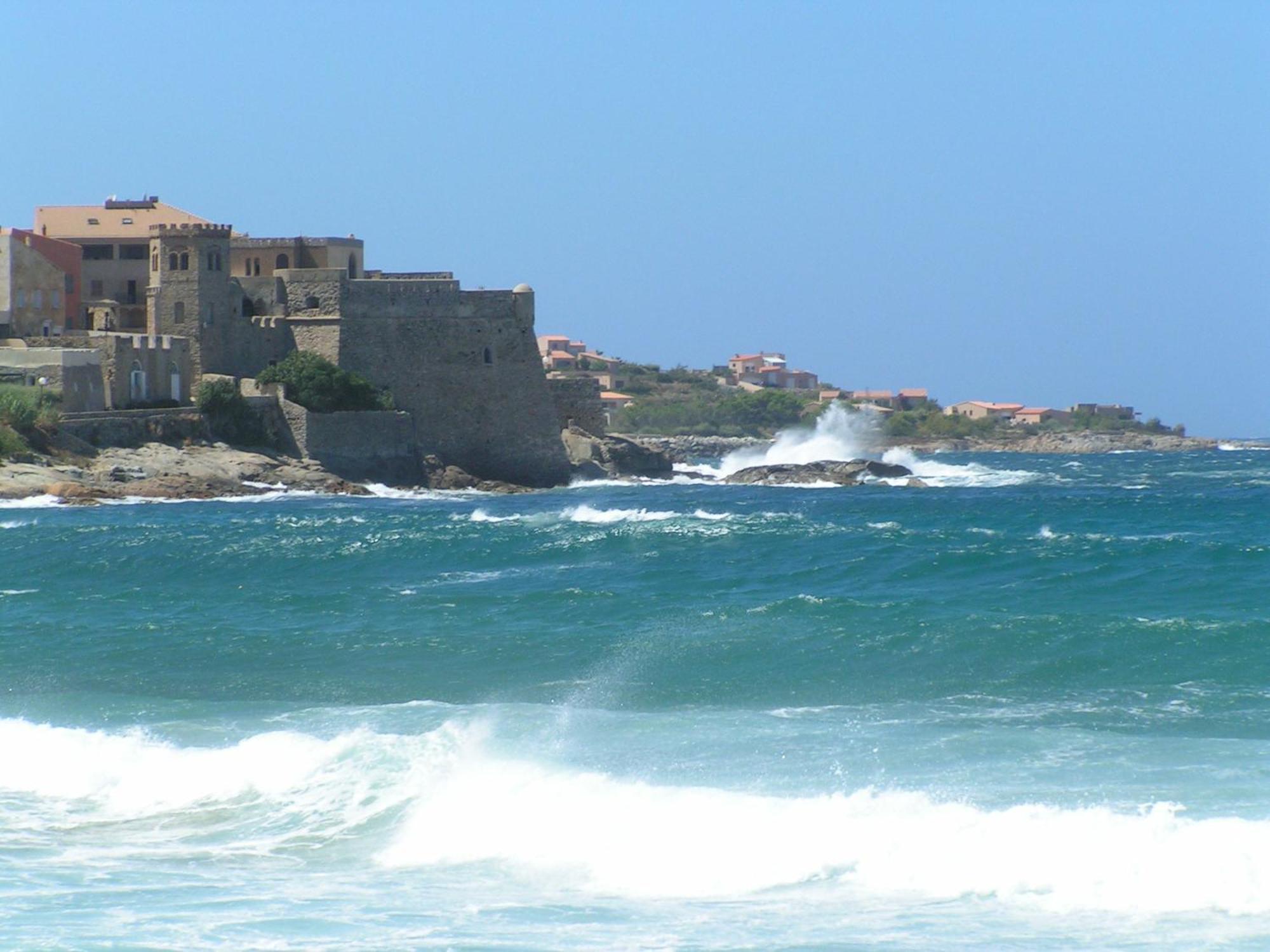 L'Escale Plage Algajola  Buitenkant foto